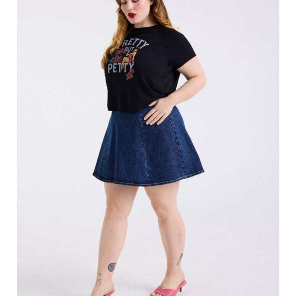 Torrid Retro Chic Super Soft Denim Circle Mini Skort Size 18 Medium Wash NWT